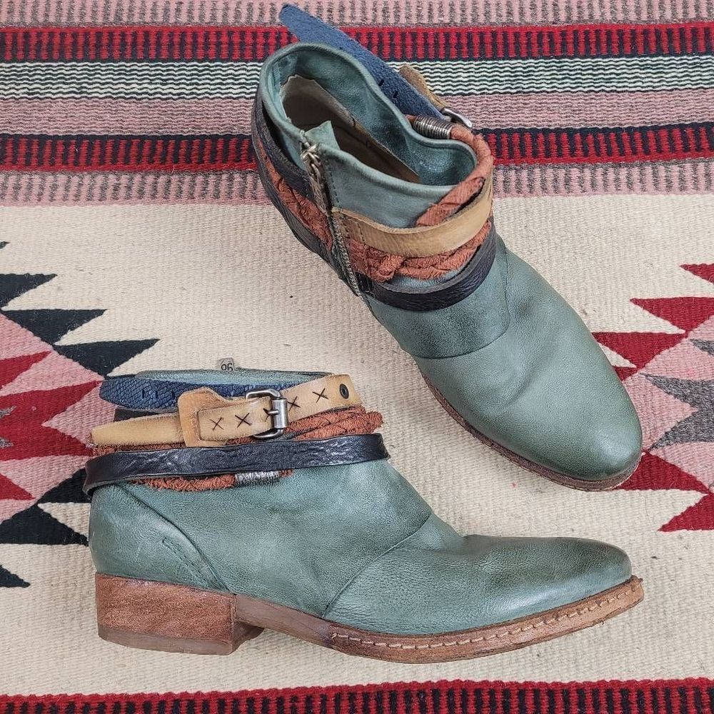 A.S. 98 Begonia Leather Ankle Booties Sz 39 US 8.5-9 Green Braided Embellished